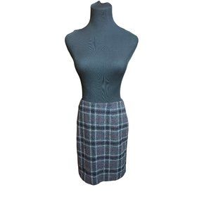 Petite Sophisticate zip back gray plaid skirt dark academia